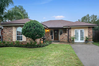 305 Louisiana State Dr, Kenner, LA 70065-4021