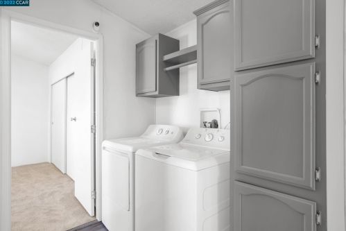 16150 Ashland Ave, San Lorenzo CA  94580-1116 exterior