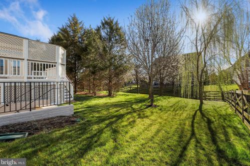 12257 Tulane Fls Dr, Bristow VA  20136-2183 exterior