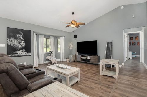 2528 Woodland Dr, Edgewater FL  32141-4820 exterior