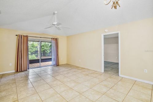 1103 Juniper Ct, Tavares FL  32778-4987 exterior