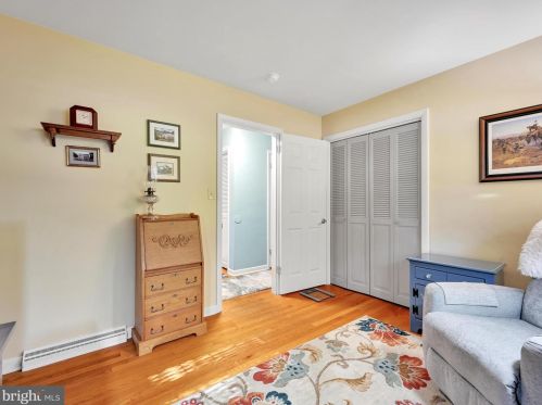 224 Maple St, Ephrata PA  17522-2513 exterior