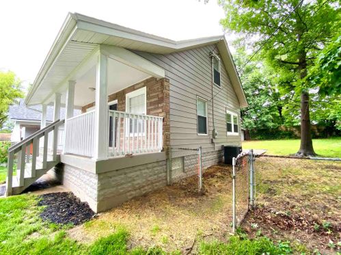416 Buckner St, Covington, KY 41018-2306