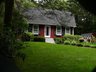 1574 Starry Ln, Effort, PA 18330-9721
