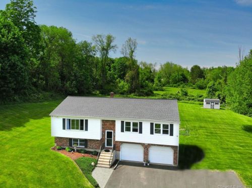 119 Twin Pond Rd, Litchfield, CT 06787-1252