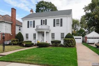 377 42nd St, Paterson, NJ 07504-1222