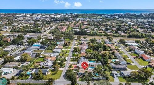 204 24th Ave, Boynton Beach, FL 33435-7639