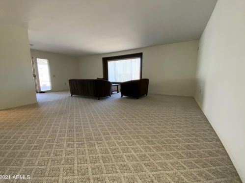 10613 Brookside Dr, Sun City AZ 85351-1013 exterior