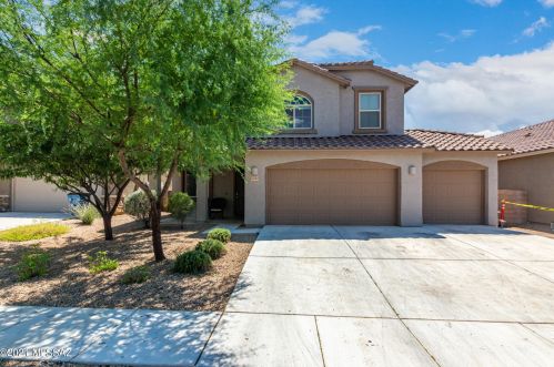 6393 Smoky Falls Way, Tucson, AZ 85757-6996