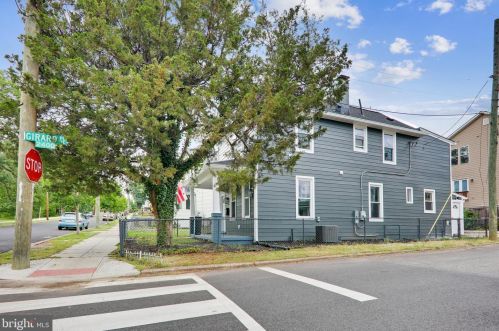 2841 Mills Ave, Washington, DC 20018-2556