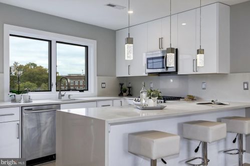 1100 Allison St, Washington, DC 20011-4437