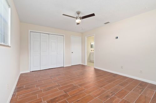 584 Greenway Ter, Port Saint Lucie FL  34983-2643 exterior