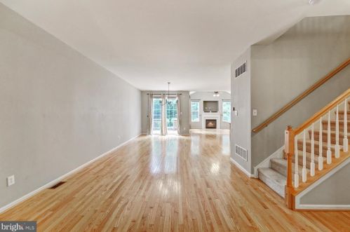 296 Cherry Ln, Kennett Sq PA  19348-4709 exterior