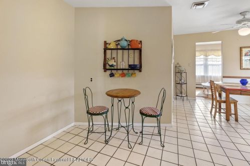 10 Lowell Ct, Bricktown NJ  08724-2423 exterior