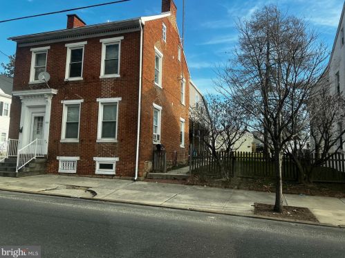 423 Carlisle St, Hanover, PA 17331-2167