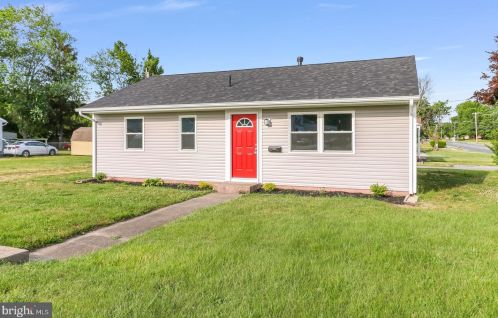 5 Mckee Rd, Dover, DE 19904-2228
