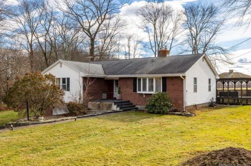 25 Fernwood Dr, Manchester, CT 06043-7409