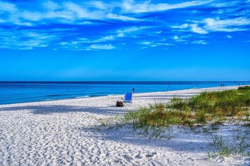 5483 Rattlesnake Hammock Rd, Naples FL 34113-7426 exterior