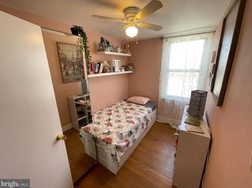 6308 Glenloch St, Philadelphia PA 19135-3613 exterior