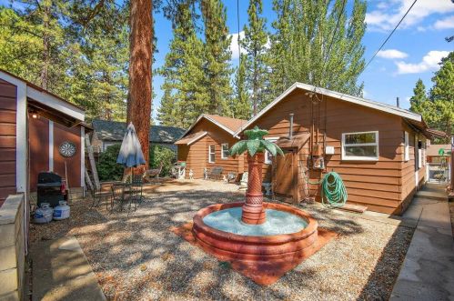 802 Big Bear Blvd, Big Bear City CA  92314-9669 exterior