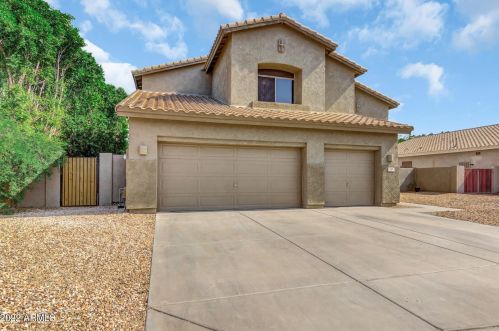 340 Locust Dr, Chandler, AZ 85248-4547