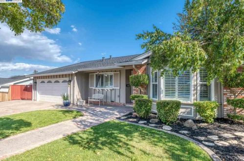 5218 Muirwood Dr, Pleasanton, CA 94588-3636