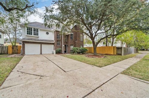 327 Welford Ln, Highlands, TX 77562-4538