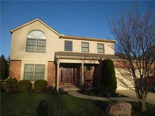 126 Hidden Meadow Dr, Holland, OH 43528-8277