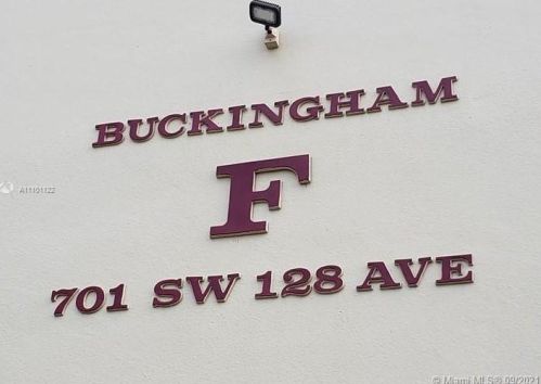 701 128th Ave, Hollywood FL  33027-1750 exterior