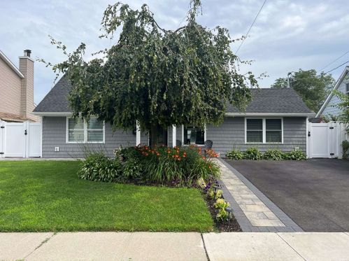 2332 Adolfo Pl, Westbury, NY 11590-6002