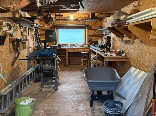 1462 Lakeshore Dr, Menasha WI  54952-1326 exterior