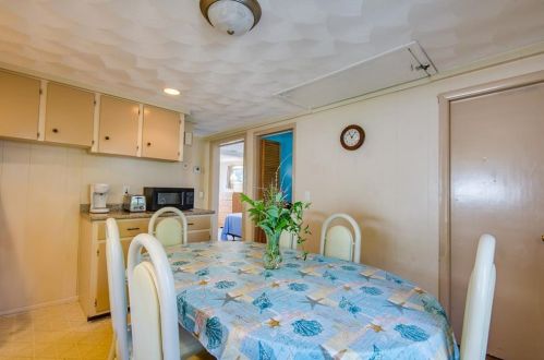 39 Sewell Rd, South Kingstown RI  02882-5215 exterior
