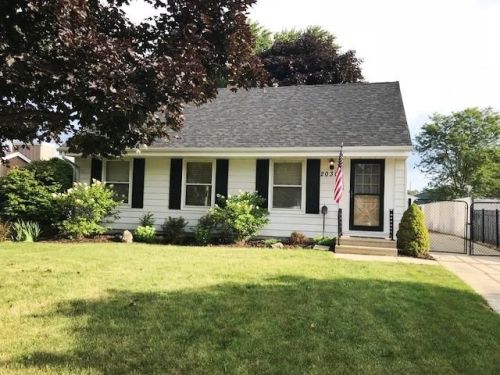 2030 81 St, Kenosha WI  53143-1606 exterior