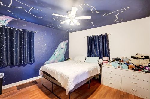 2933 Feltz Ave, Cincinnati OH  45211-4923 exterior