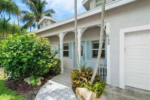 625 7th Ave, Delray Beach, FL 33483-5617