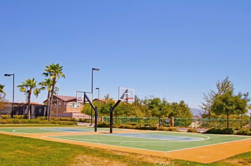 39057 Hidden Creek Ln, Temecula CA  92591-7417 exterior