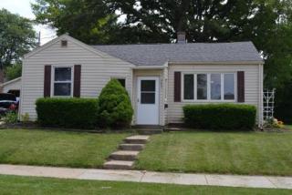 4621 15th St, Racine, WI 53405-3105