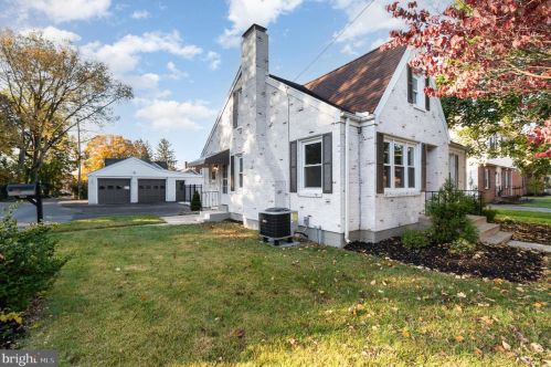 226 Baltimore St, Carlisle, PA 17013-3701