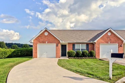 5712 Reece Way, Knoxville, TN 37918-7067