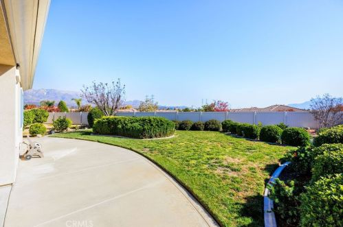 1007 Coto De Caza Ct, Beaumont CA  92223-8522 exterior