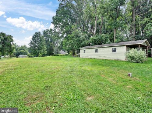 539 Lancaster Pike, Smithville PA  17560-9409 exterior