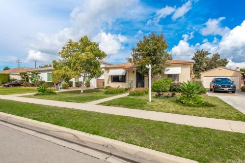 5735 Parapet St, Long Beach, CA 90808-2725