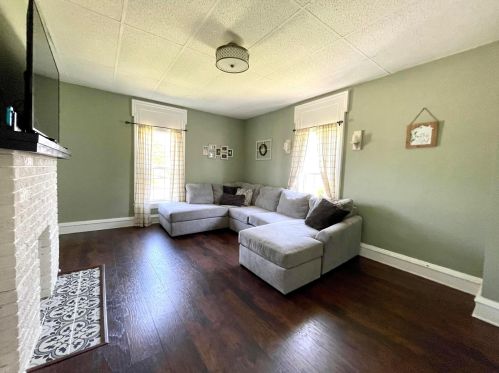 1023 Washington Ave, Washington Court House OH  43160-2057 exterior