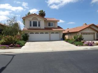 1536 Madrid Dr, Vista, CA 92081-5001
