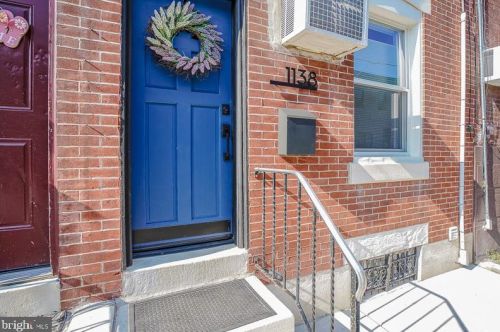 1138 Mercy St, Philadelphia, PA 19148-5520