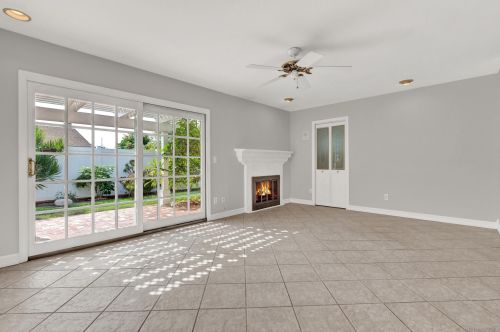 5949 Bounty St, San Diego CA  92120-2920 exterior