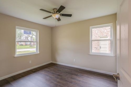 705 Kindred Ln, Richardson TX  75080-3112 exterior