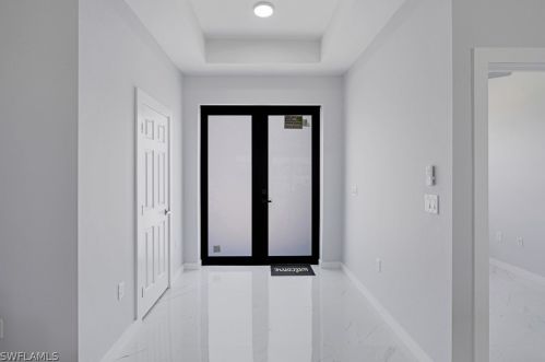 301 15th Ter, Cape Coral FL  33909-1239 exterior