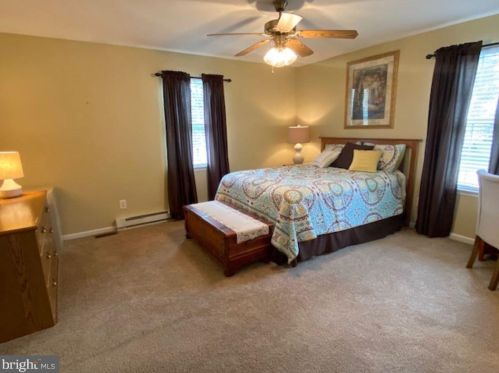 55 Kings Ct, Swedesboro NJ  08085-5033 exterior