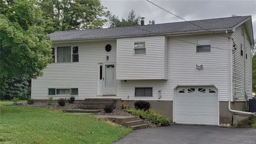 238 Maybrook Rd, Camp Bell Hall, NY 10916-3111